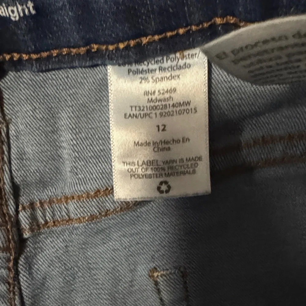 Time and Tru Indigo Straight Leg Jeans 12 - Picture 3 of 5